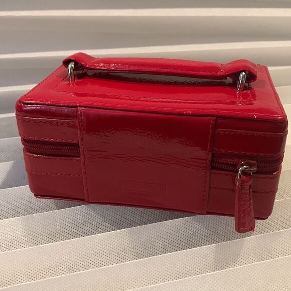 NORDSTROM jewelry box patent leather zip closure top handle divided compartment - Picture 2 of 15